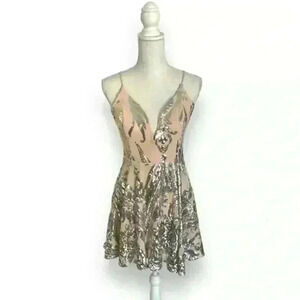 Windsor Deep V Blush Dress With Silver Sequins Size M NWT​​